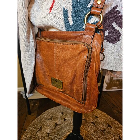 Fossil Genuine Leather Crossbody Bag – Cognac, Gold Hardware, Vintage 1952 Style - Picture 1 of 13